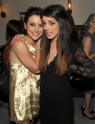 Shenae Grimes シェネイ・グライムス