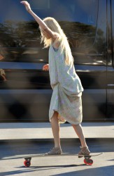 Isabel Lucas イザベル・ルーカス
